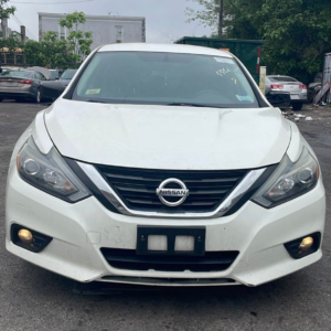 2016 Nissan Altima • 2.5 SR Sedan 4D