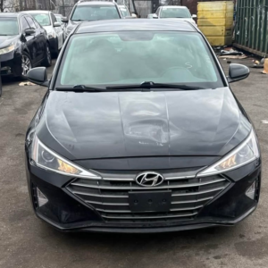 2019 Hyundai Elantra • SE Sedan 4D